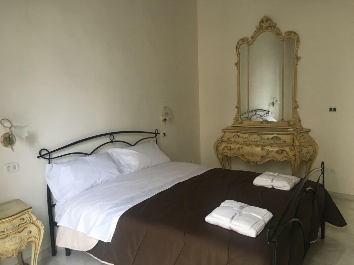Oro Di Napoli Luxury Bed & Breakfast Exteriör bild